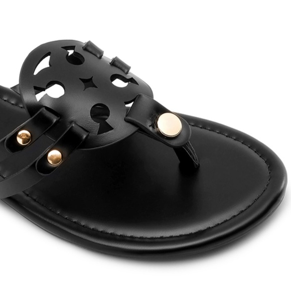 Dream Pairs Women’s Casual Strappy Flip-Flop Sandals - Picture 4 of 11